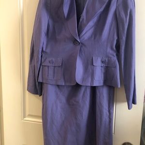 Levine Classic skirt suit in lavender
